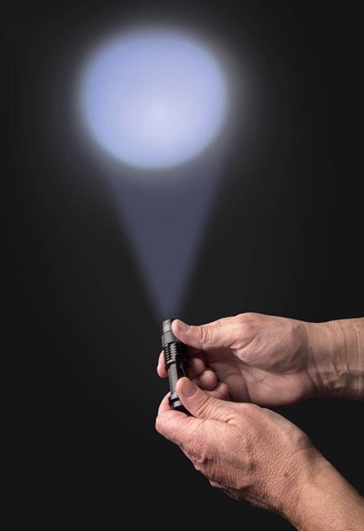 Obrázky: Kapesní CREE LED svítilna s dlouhou výdrží, černá, Obrázek 12