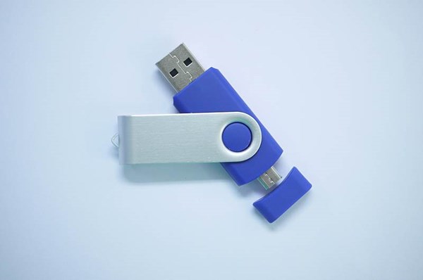 Obrázky: ROTATE  OTG flash disk 2GB s mikro USB, modrý