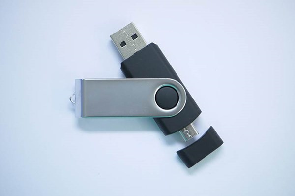 Obrázky: ROTATE  OTG flash disk 8GB s mikro USB, černý, Obrázek 2