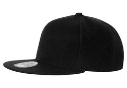 Obrázky: Akrylová čepice černá s plochým kšiltem