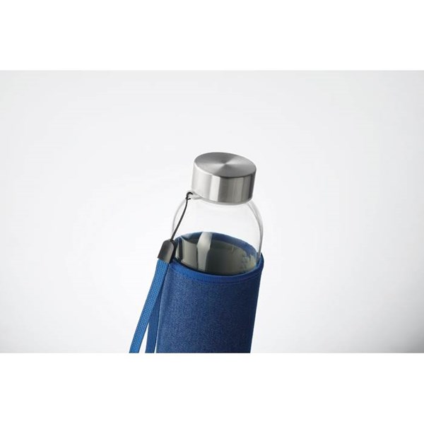 Obrázky: Skleněná láhev 500ml v modrém neoprenovém pouzdře, Obrázek 4