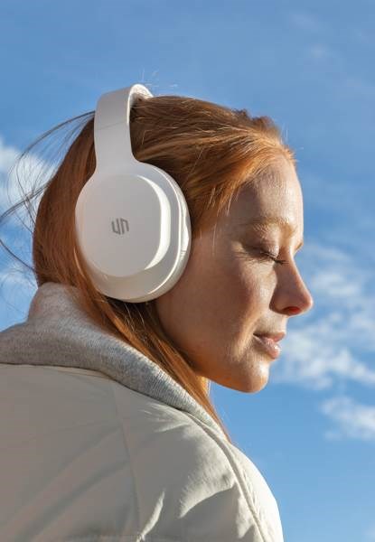 Obrázky: Bezdrátová sluchátka Urban Vitamin Freemond, bílá, Obrázek 11