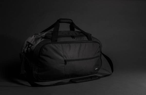 Obrázky: Swiss Peak sportovní taška z RPET AWARE, černá, Obrázek 9