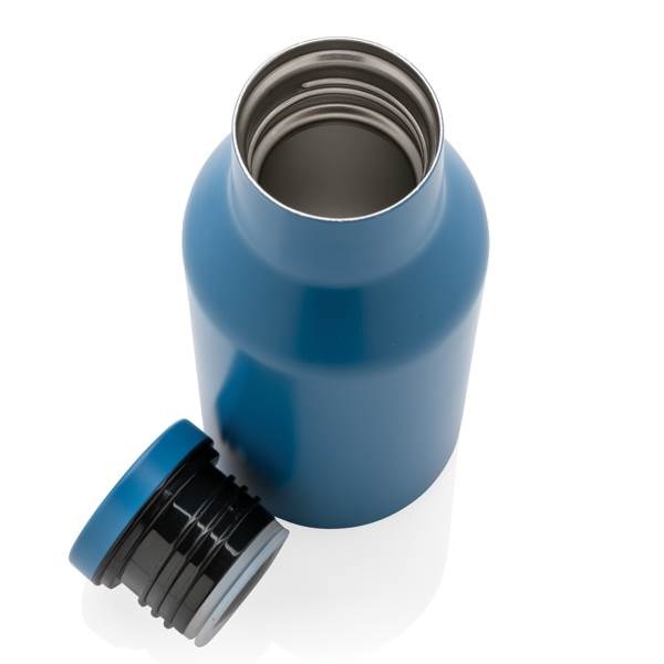 Obrázky: Modrá kompaktní termoláhev z RCS recyklované oceli, Obrázek 4