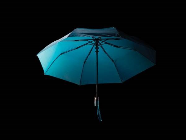 Obrázky: Skládací mini deštník ze 190T RPET AWARE™, zelený, Obrázek 9