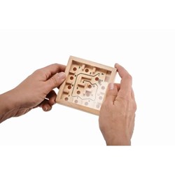 Obrázky: Čtvercová hra labyrint z borového dřeva