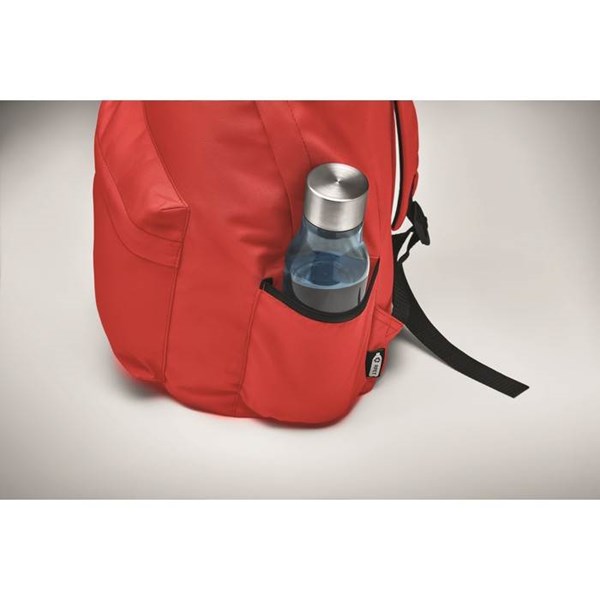 Obrázky: Červený batoh z RPET s přední kapsičkou, Obrázek 4