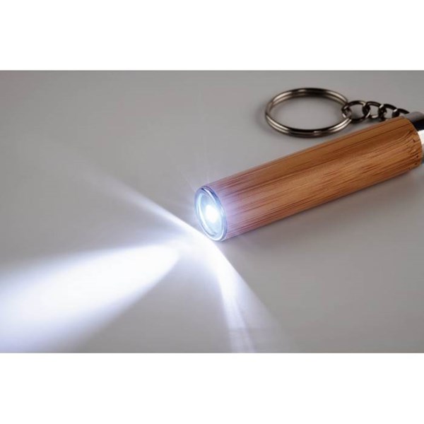 Obrázky: Bambusová LED svítilna/přívěsek na klíče s kroužkem, Obrázek 4