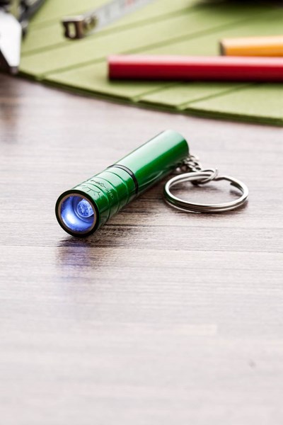 Obrázky: Zelená plastová mini LED svítilna jako přívěsek, Obrázek 4