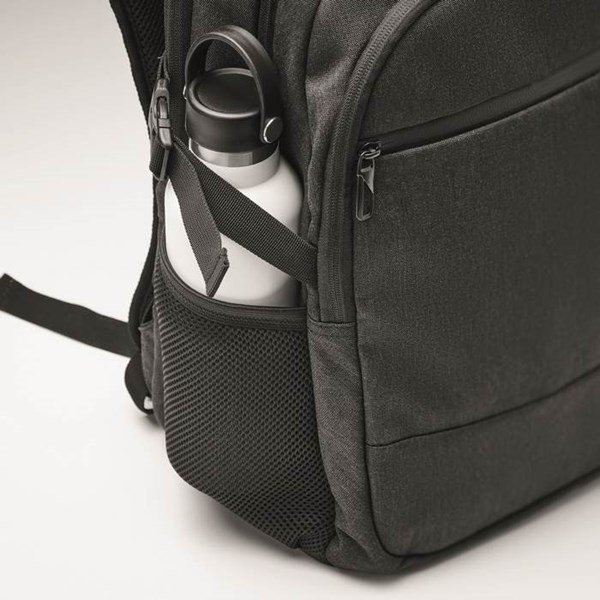 Obrázky: Černý polstrovaný batoh na notebook z 600D RPET PE, Obrázek 3