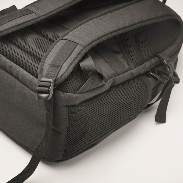 Obrázky: Černý polstrovaný batoh na notebook z 600D RPET PE, Obrázek 5
