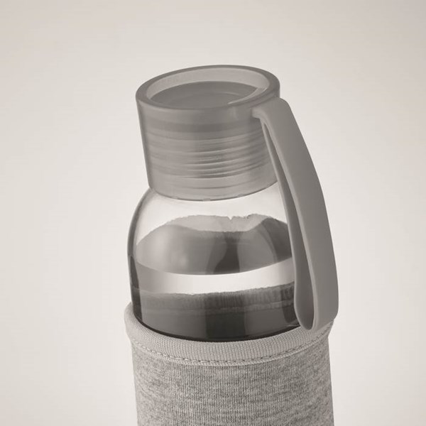 Obrázky: Láhev ze skla s tmav. šedým neopren. obalem, 500 ml, Obrázek 2