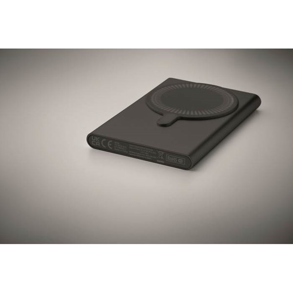 Obrázky: Powerbanka 5000 mAh s bezdrát.magnet.nabíj., černá, Obrázek 3