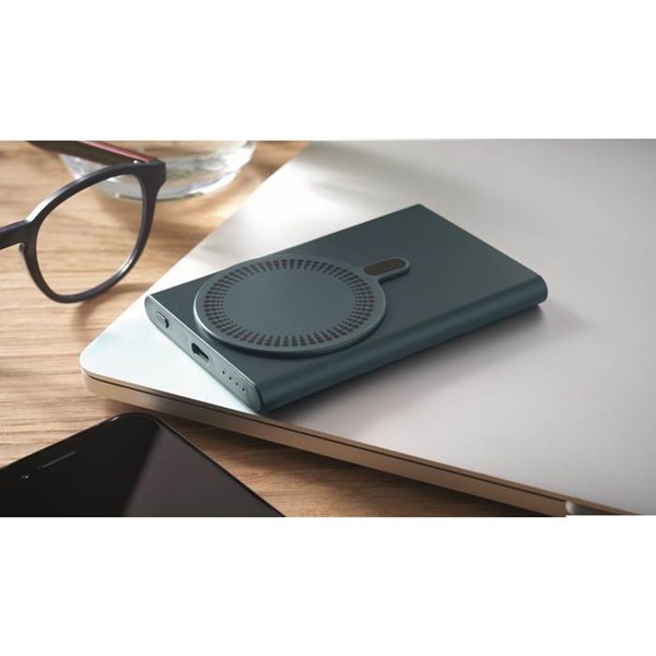 Obrázky: Powerbanka 5000 mAh s bezdrát.magnet.nabíj., modrá, Obrázek 7