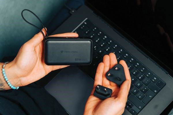 Obrázky: Urban Vitamin 65W hybridní nabíječka 10000mAh, Obrázek 12