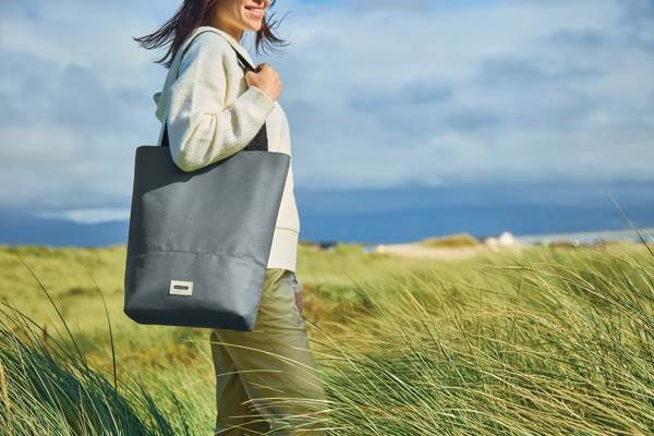 Obrázky: Izolovaná/chladící taška 16l Black+Blum, šedá, Obrázek 23