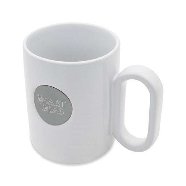 Obrázky: Bílý keram.hrnek 480 ml s kovovou plochou