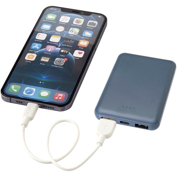 Obrázky: Modrá powerbanka 5000mAh typu C z recyk. Plastu, Obrázek 5