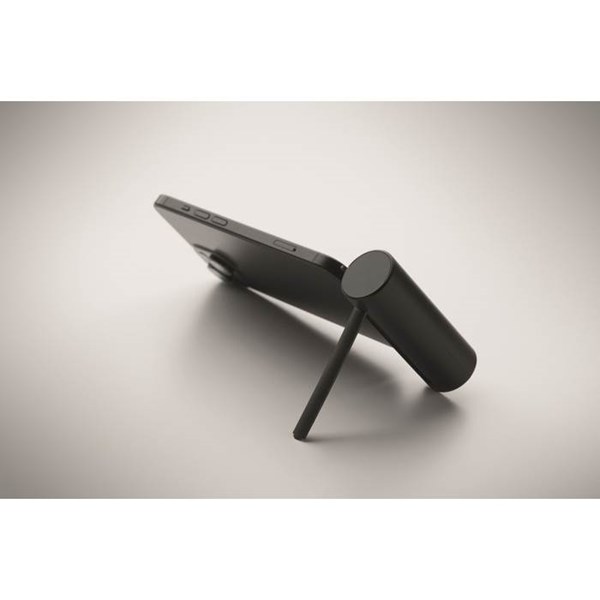 Obrázky: Černá ABS powerbanka 5000mAh s funkcí stojánku, Obrázek 3