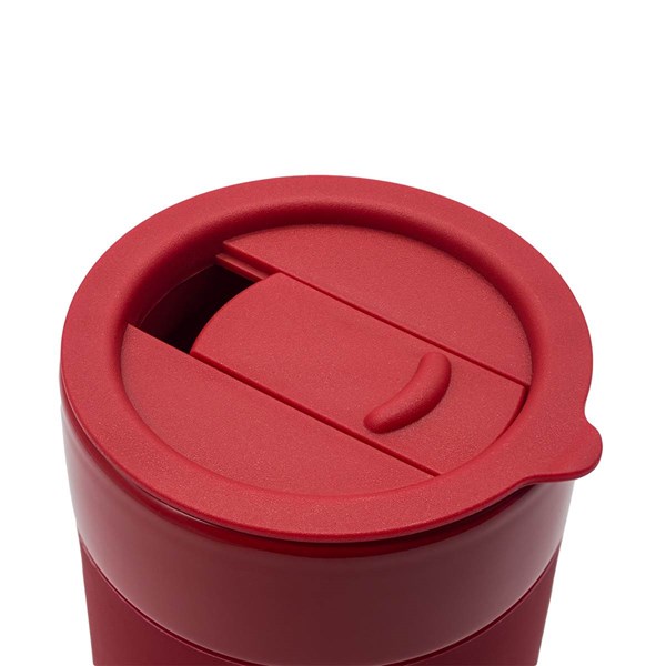 Obrázky: Keram. hrnek 370ml, povrch a víčko silikon,červená, Obrázek 6