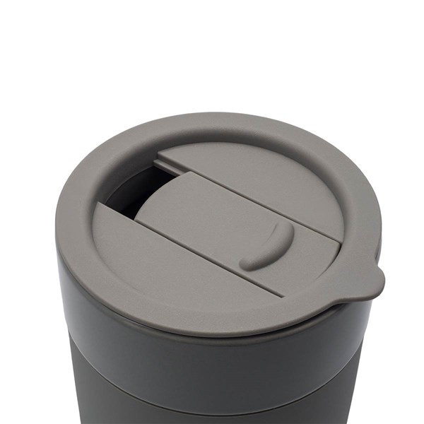 Obrázky: Keram. hrnek 370ml, povrch a víčko silikon,šedá, Obrázek 6