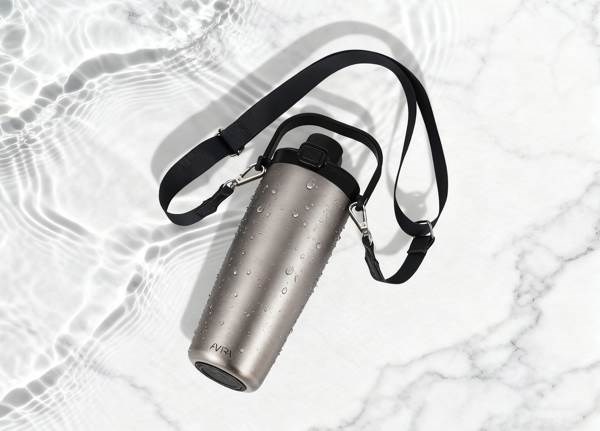 Obrázky: Termohrnek z recykl.nerez oceli s popruhem, stříbrná, Obrázek 11