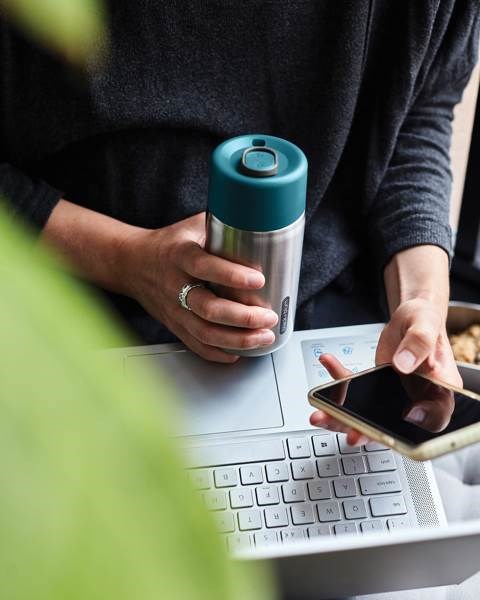 Obrázky: Nerezový termo hrnek 340ml Black+Blum, tyrkysová, Obrázek 6