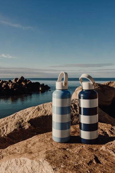 Obrázky: Nerezová láhev VINGA recykl., 600ml, sv. modrá, Obrázek 7