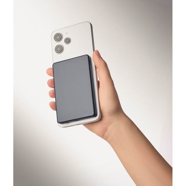 Obrázky: Tmavě modrá magnetická powerbanka 5000mAh 15W, Obrázek 4