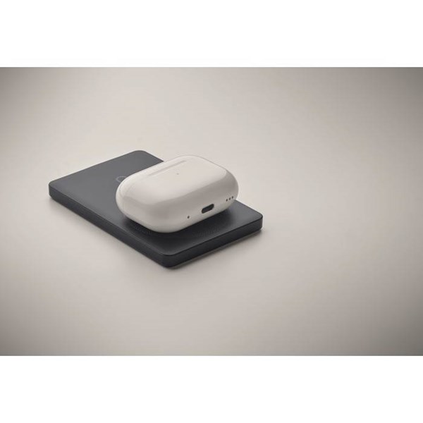 Obrázky: Tmavě modrá magnetická powerbanka 5000mAh 15W, Obrázek 7
