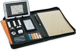 Zobrazit detaily pro Černé desky A4 na zip Obrázky: Černé desky A4 na zip