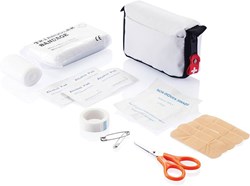 Zobrazit detaily pro Turistická lékárnička v bílé taštičce Obrázky: Turistická lékárnička v bílé taštičce