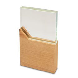 Zobrazit detaily pro KINGSTON trofej z křišťálu a dřeva, transparentní Obrázky: KINGSTON trofej z křišťálu a dřeva, transparentní