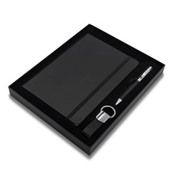 Zobrazit detaily pro Dárková sada zápisníku A5, pera a přívěsku Obrázky: Dárková sada zápisníku A5, pera a přívěsku