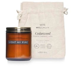 Zobrazit detaily pro Střední svíčka s vůní cedrového dřeva ve skle Obrázky: Střední svíčka s vůní cedrového dřeva ve skle